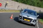 Peugeot 3008 HYbrid4 2010 года